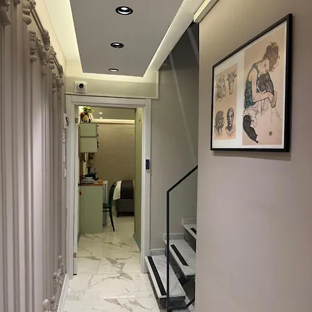 아파트 Modern Compact Near Metro Station *